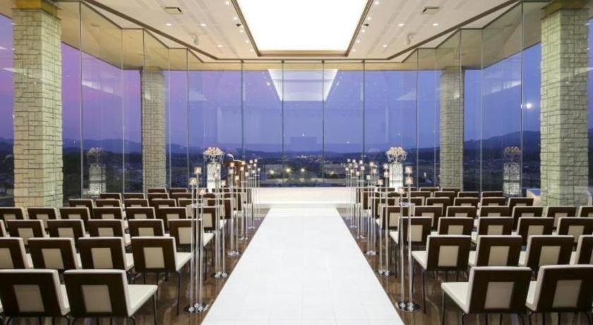 Centrale Hotel Кётанго Экстерьер фото