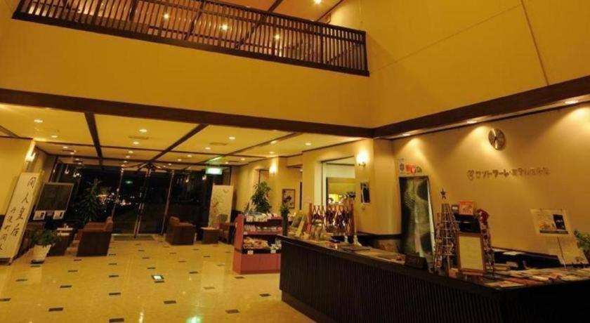 Centrale Hotel Кётанго Экстерьер фото
