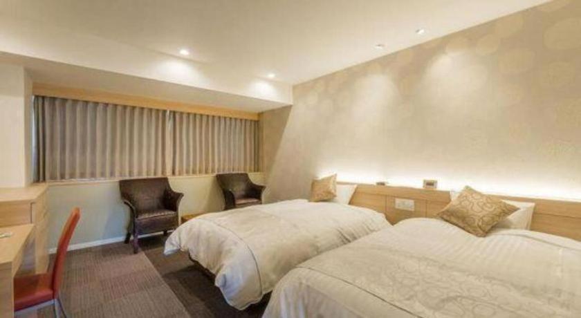 Centrale Hotel Кётанго Экстерьер фото
